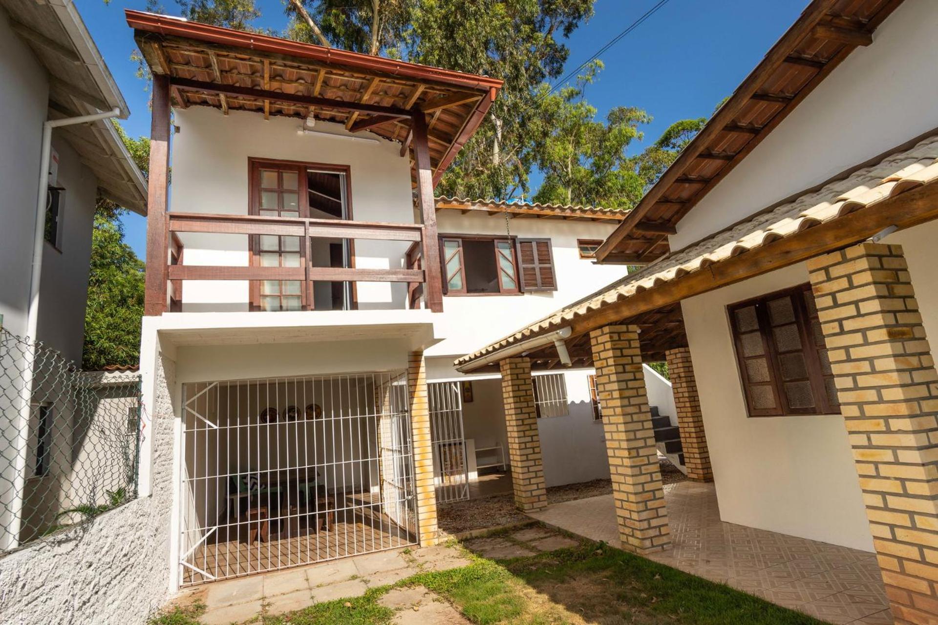 Сasa de vacaciones Casa De Praia No Centrinho Dos Ingleses Da6683 *